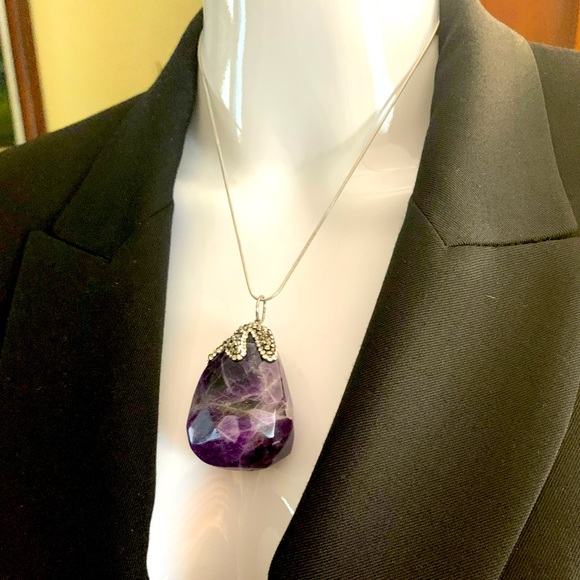 Gorgeous large size purple color natural amethyst stone pendant necklace & chain - Picture 4 of 6